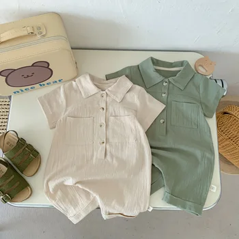 Корейский Летний Детский комбинезон для маленьких мальчиков, боди, Однотонный Хлопковый комбинезон с отложным воротником, карман с коротким рукавом, пуговицы, одежда для новорожденных мальчиков