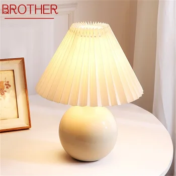 Настольные лампы BROTHER Креативные керамические светодиодные простые белые настольные лампы для украшения дома