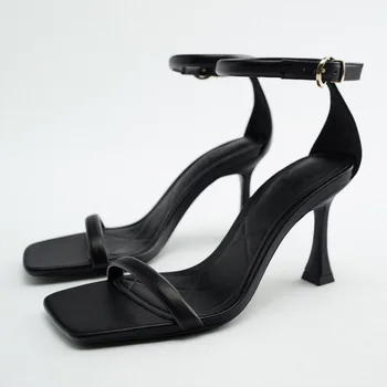 Новая черная женская обувь, французские босоножки на тонком каблуке с открытым носком, новые босоножки на высоком каблуке в белую полоску