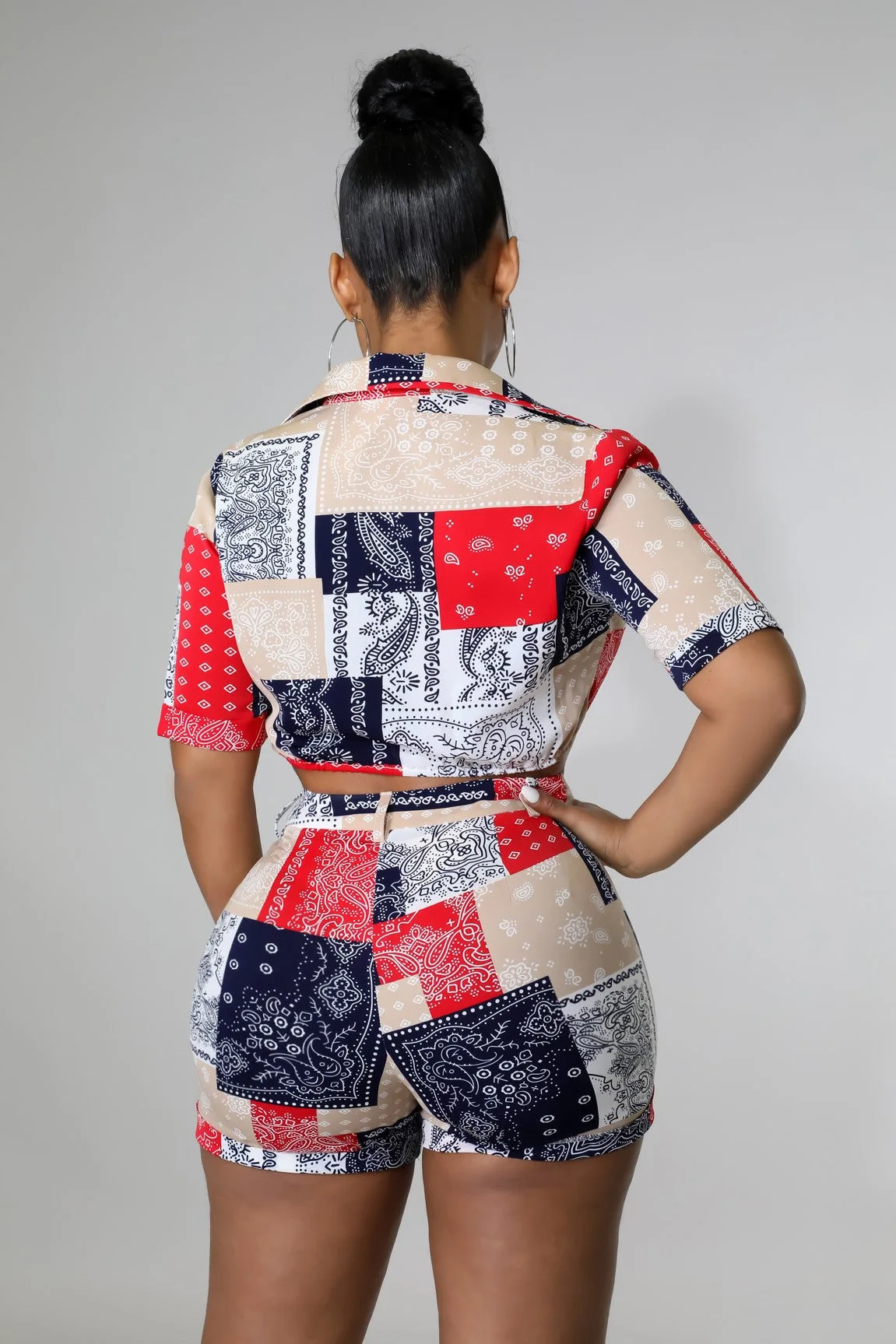 Felyn 2022 Высококачественный Новый дизайн, женский комплект из 2 предметов, блузка с отложным воротником и шорты с принтом, летняя пляжная одежда 2