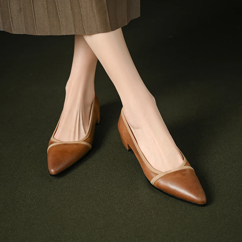 FEDONAS/ Женские туфли-лодочки на низком каблуке с острым носком, лаконичная повседневная обувь из натуральной кожи, женская весенне-летняя базовая обувь в стиле ретро 5