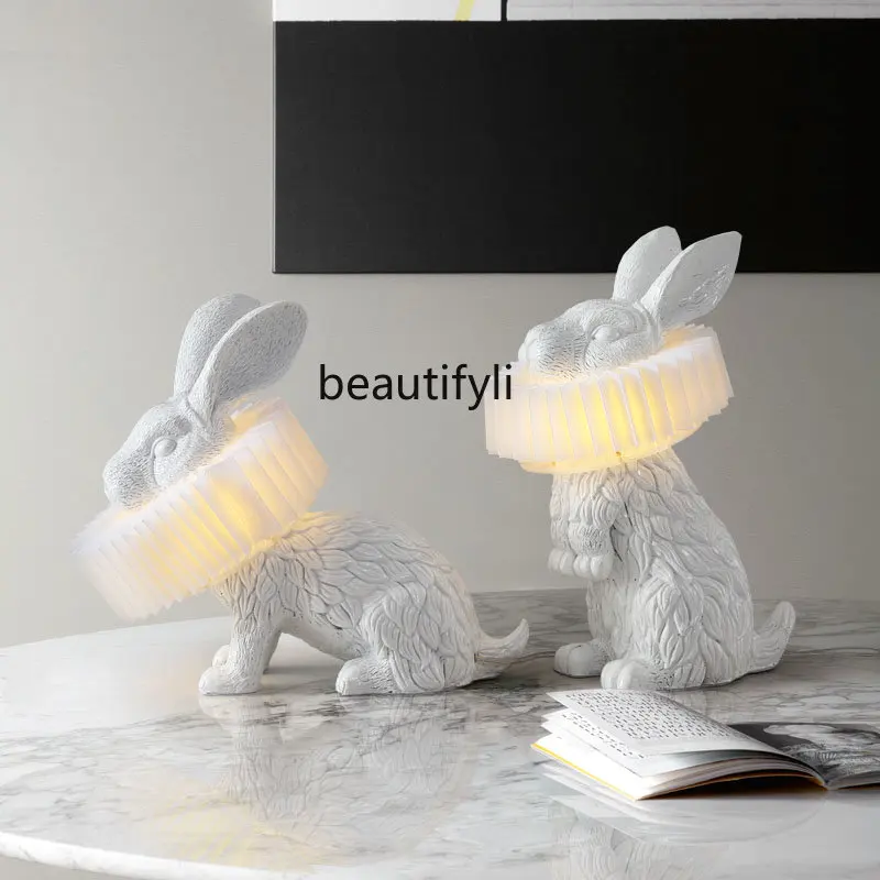 Современная минималистичная прикроватная тумбочка для спальни, креативная настольная лампа для гостиной, столовой и кабинета, лампа для моделирования кролика из смолы 0